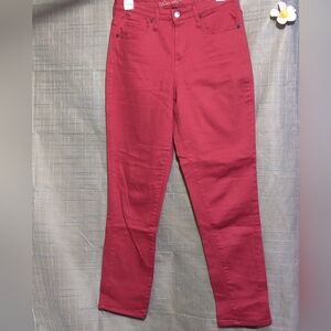 NWOT UNIVERSAL THREAD JEANS